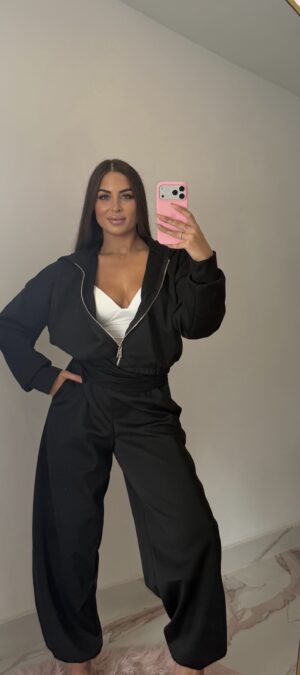 Chandal negro