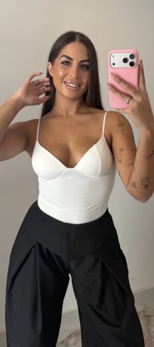 Top básico blanco