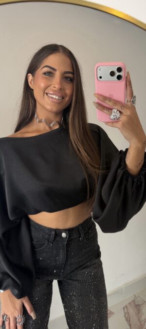 Blusita negra
